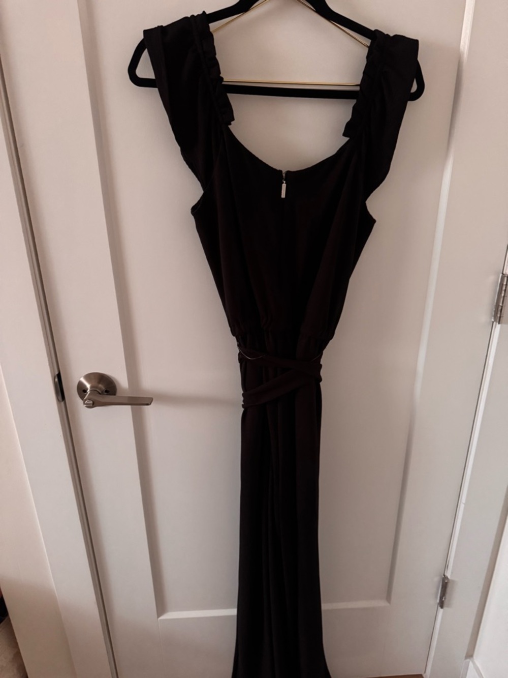 Ladies Michael Kors black Ruffle Sleeve Belted Jumpsuit Size Large new - Picture 3 of 4